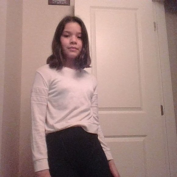 White long sleave sweatshirt - Picture 7 of 7